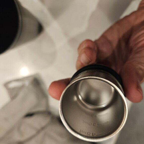 Camelbak Horizon 20 ounce leakproof cocktail shaker - Picture 6 of 7